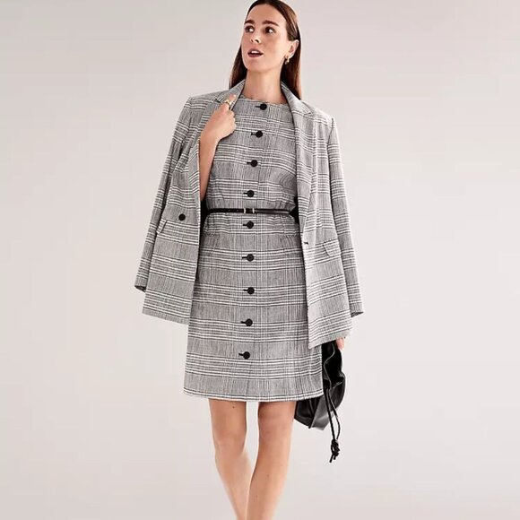 The Button Shift Dress in Plaid - Picture 5 of 5